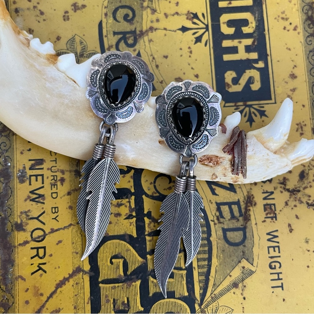Vintage Sterling onyx native earrings